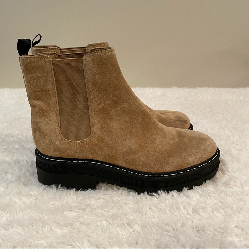 New! Marc Fisher Chelsea Lug Sole Boots - Picture 5 of 7